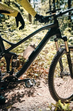 Fidlock TWIST Bottle 450 + Bike Base Set - Transparent Schwarz -One Hundred Percent Store 09611 TBL fidlock twist bottle450 outdoor 04