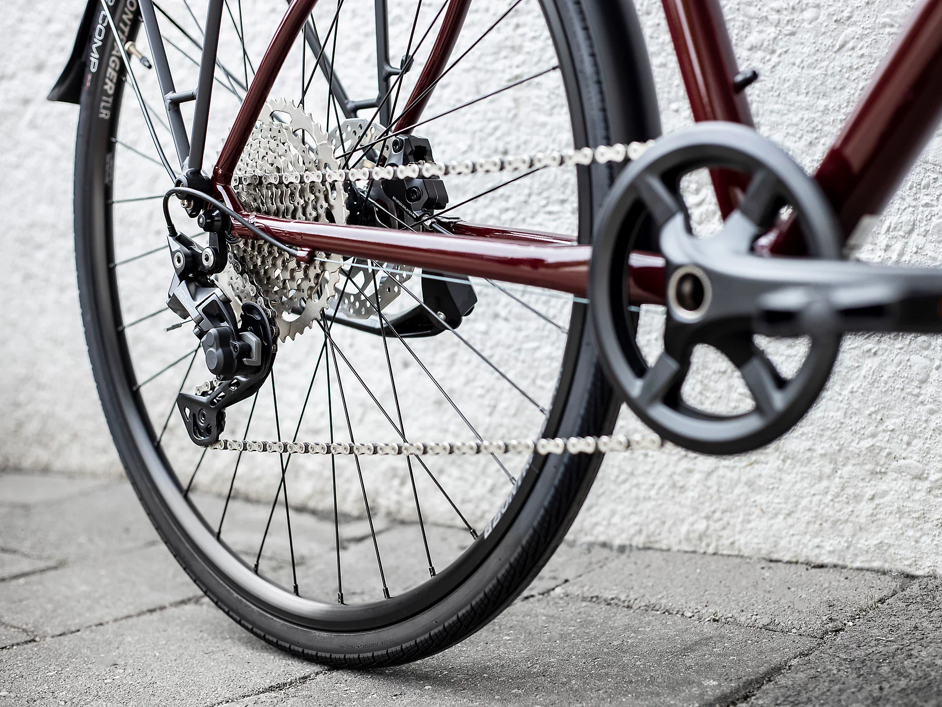 Trek FX 3 Disc Equipped Viper Red To Cobra Blood Fade 4 Trek FX 3 Disc Equipped Viper Red To Cobra Blood Fade – Bild 4