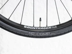 Trek FX 3 Disc Equipped Viper Red To Cobra Blood Fade 23 Trek FX 3 Disc Equipped Viper Red To Cobra Blood Fade -One Hundred Percent Store FX3DiscEquipped 22 35107 B Alt6