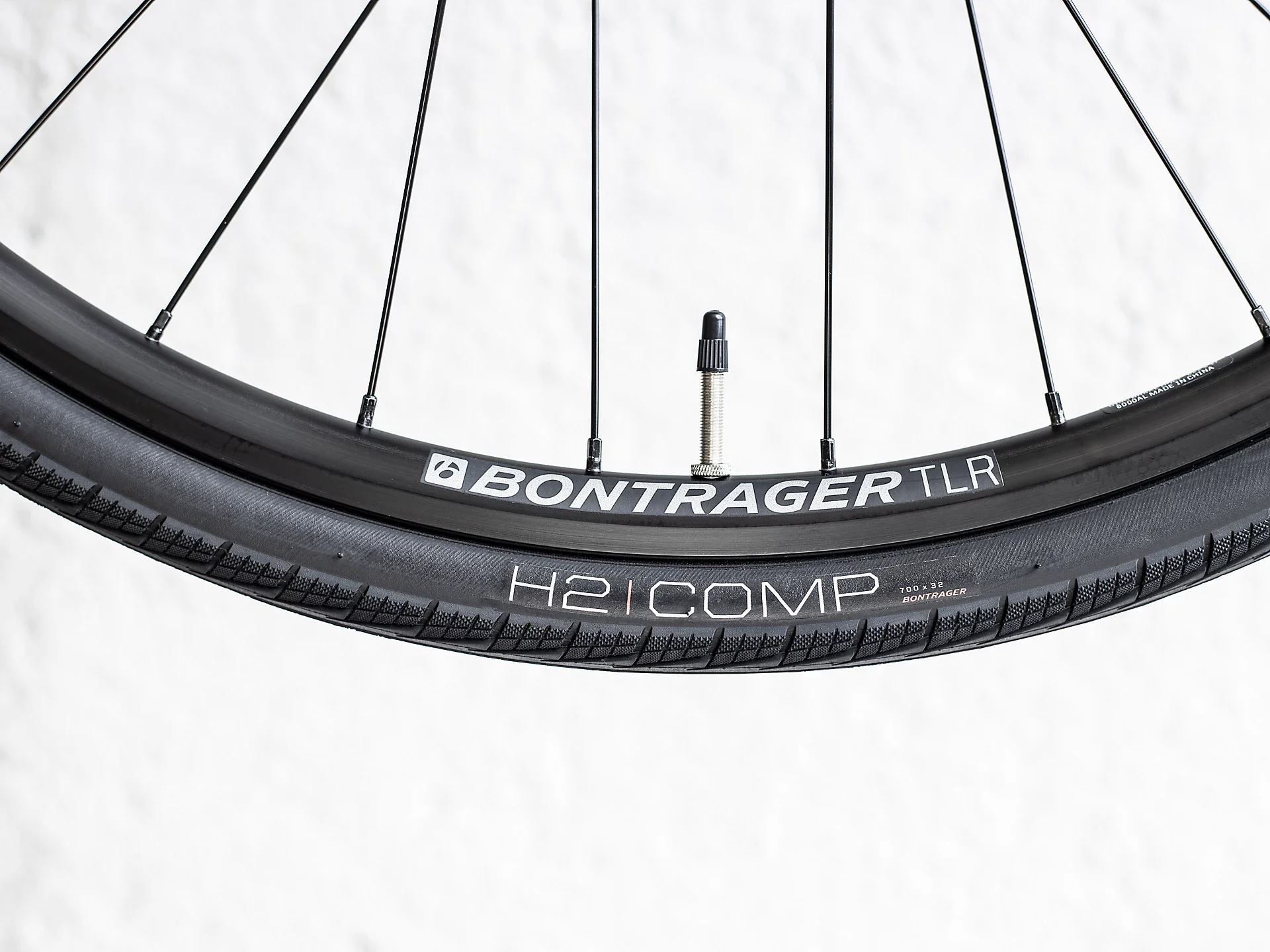 Trek FX 3 Disc Equipped Viper Red To Cobra Blood Fade 12 Trek FX 3 Disc Equipped Viper Red To Cobra Blood Fade – Bild 12