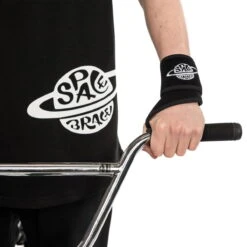 Handgelenkschoner - Schwarz 7 Handgelenkschoner - Schwarz -One Hundred Percent Store space brace 4